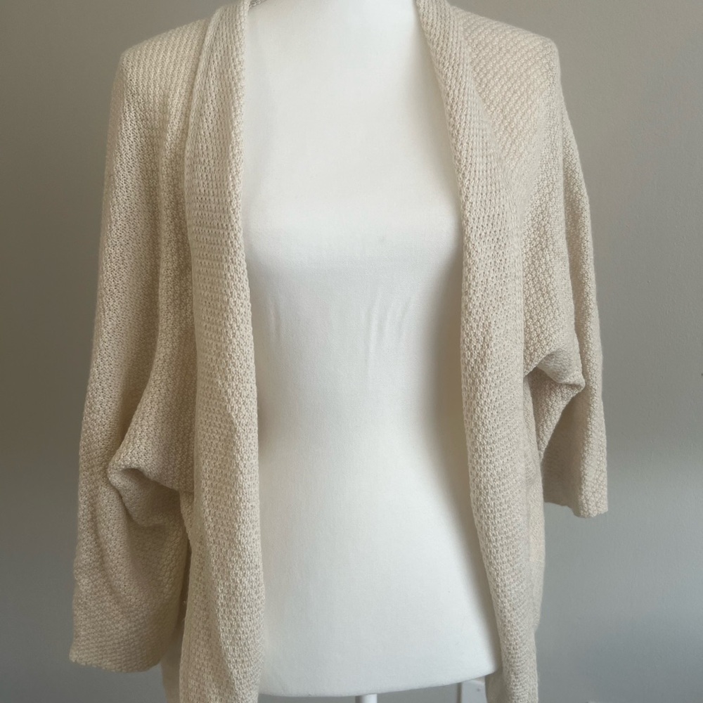 Brandy Melville Cream Women's Sweater - Picture 2 of 4